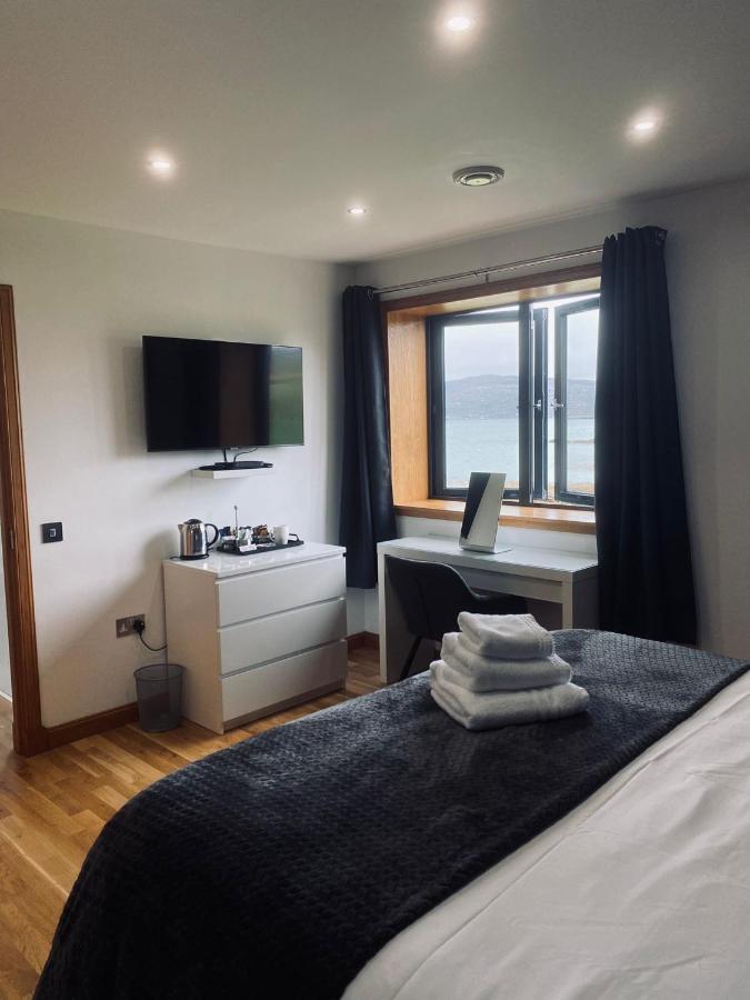 An Taigh Mor Bed & Breakfast Eriskay Екстериор снимка