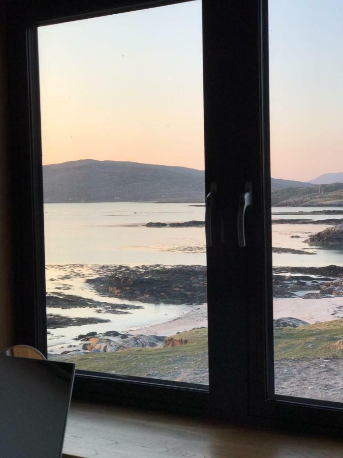 An Taigh Mor Bed & Breakfast Eriskay Екстериор снимка