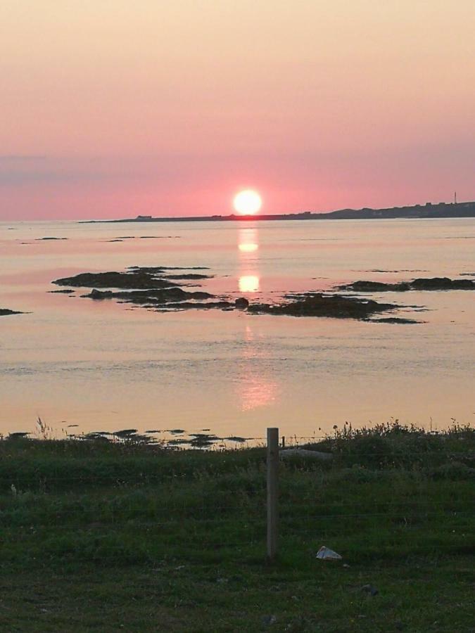 An Taigh Mor Bed & Breakfast Eriskay Екстериор снимка